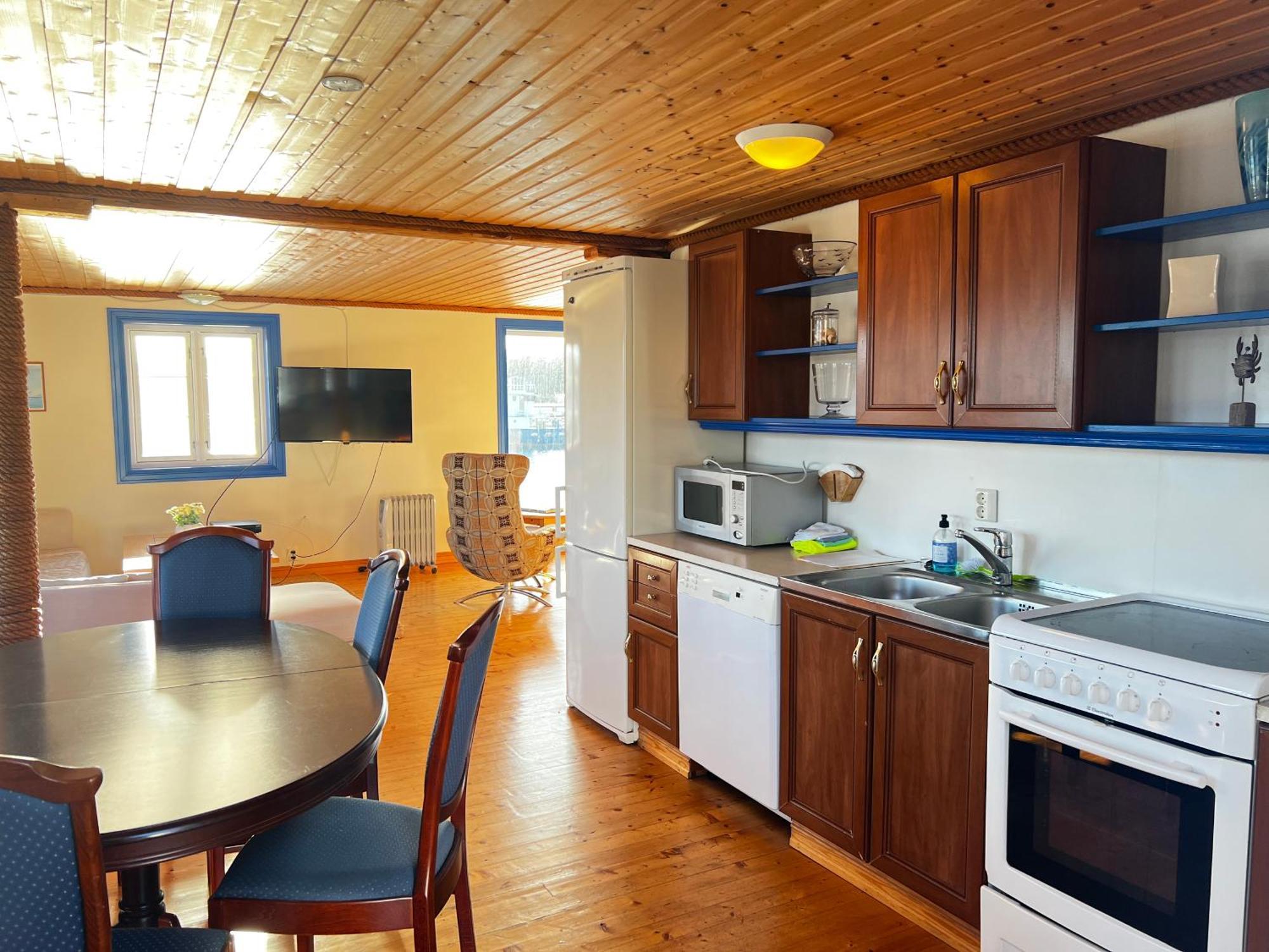 Atlantic Road Seaside Housing Apartment Litlrossoya ภายนอก รูปภาพ