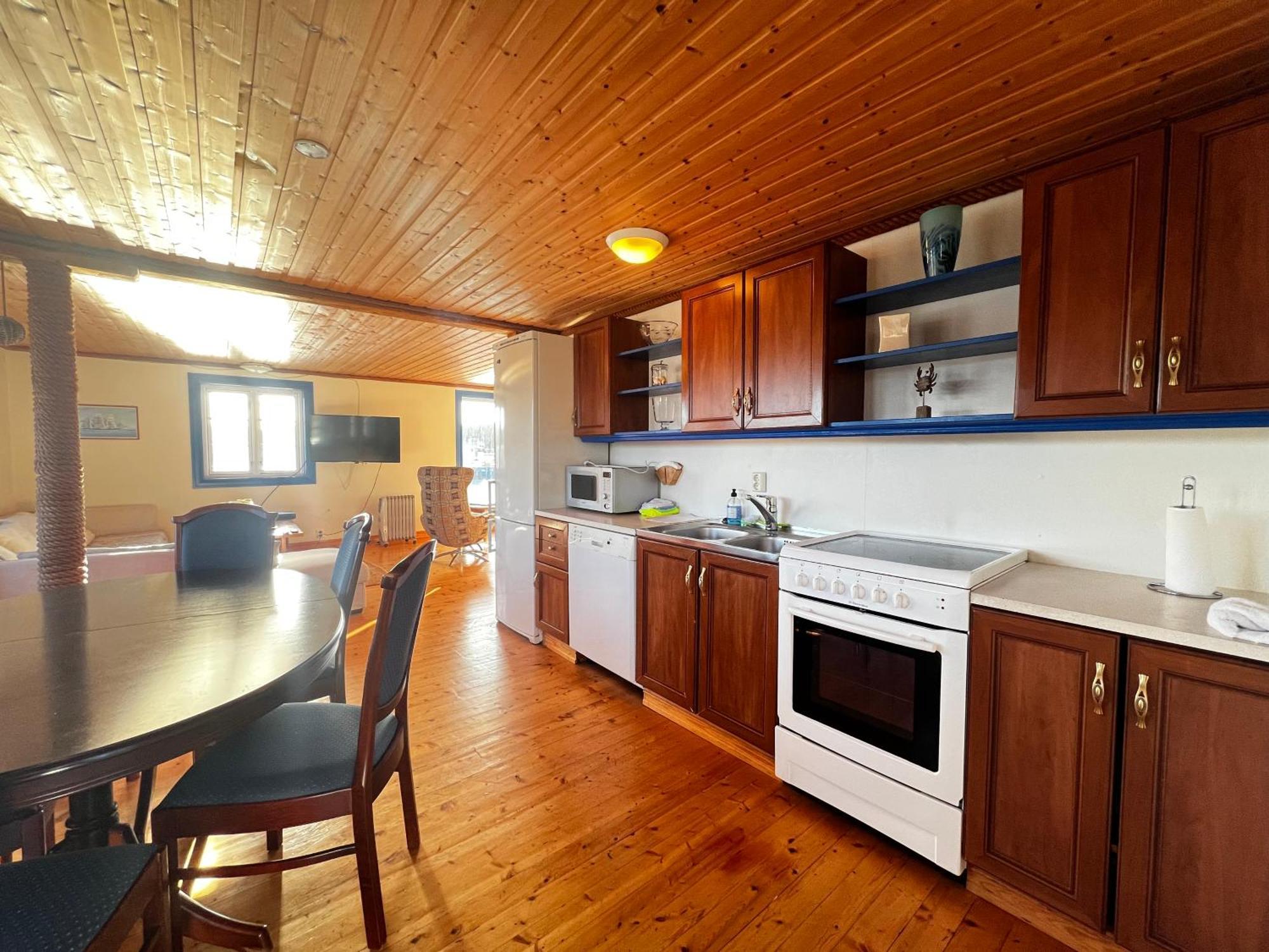 Atlantic Road Seaside Housing Apartment Litlrossoya ภายนอก รูปภาพ